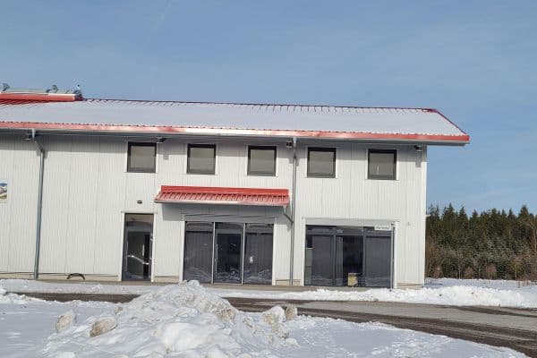 Prenájom nebytového priestoru 1.363 m², Valley, Bavorsko Prenájom nebytového priestoru 1.363 m², Valley, Bavorsko