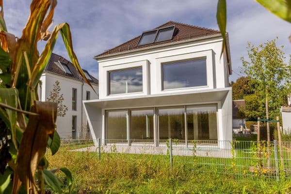 Predaj domu 218 m², pozemek 420 m², München, Bavorsko Predaj domu 218 m², pozemek 420 m², München, Bavorsko