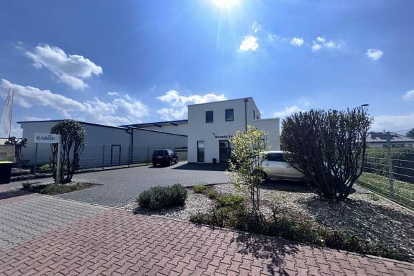 Predaj domu 316 m², pozemek 1.000 m², Diamantstrasse 24, Trebur Geinsheim Predaj domu 316 m², pozemek 1.000 m², Diamantstrasse 24, Trebur Geinsheim