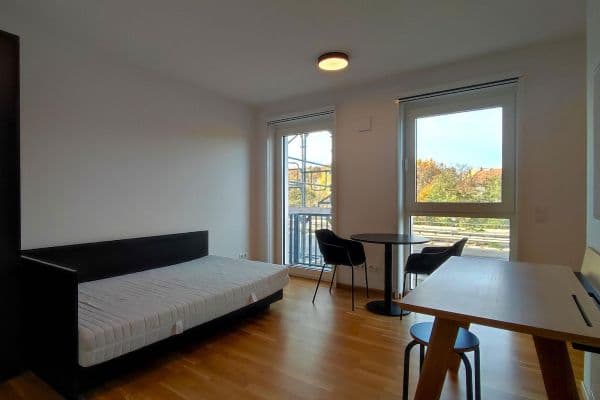 Prenájom bytu 1-izbový 22 m², Rubensstr. 54, Berlin - Schöneberg, Berlín Prenájom bytu 1-izbový 22 m², Rubensstr. 54, Berlin - Schöneberg, Berlín