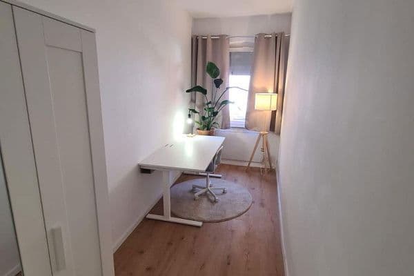 Prenájom bytu 2-izbový 31 m², Kirchenweg 43, Nürnberg Prenájom bytu 2-izbový 31 m², Kirchenweg 43, Nürnberg