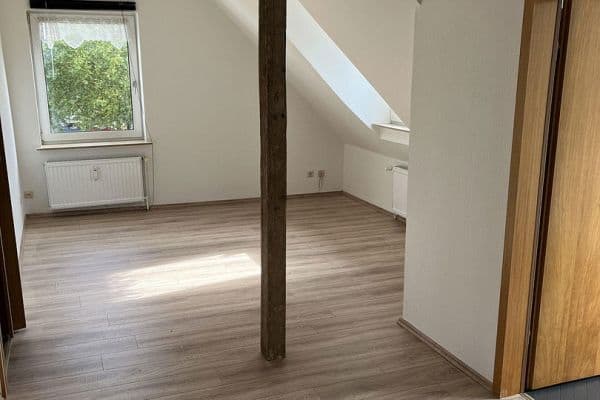Prenájom bytu 3-izbový 54 m², Frenkingstraße 3, Bochum Prenájom bytu 3-izbový 54 m², Frenkingstraße 3, Bochum