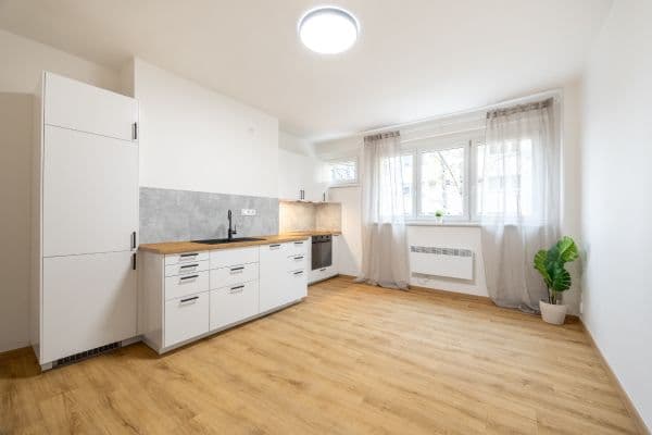 Predaj bytu 1-izbový 31 m², Patočkova, Praha Predaj bytu 1-izbový 31 m², Patočkova, Praha