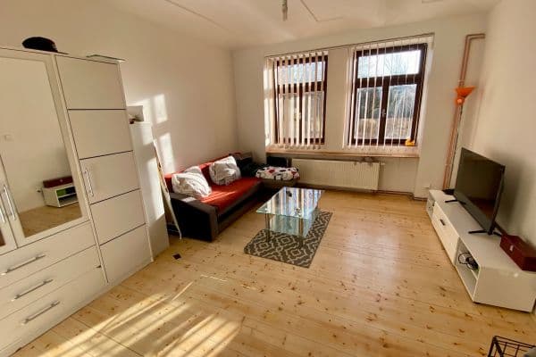 Prenájom bytu 2-izbový 55 m², Husova, Zlonice Prenájom bytu 2-izbový 55 m², Husova, Zlonice