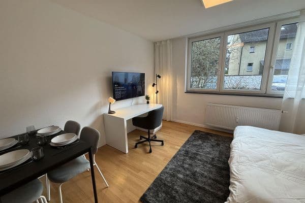 Prenájom bytu 1-izbový 27 m², Triftstr. 51, Frankfurt am Main, Hesensko Prenájom bytu 1-izbový 27 m², Triftstr. 51, Frankfurt am Main, Hesensko