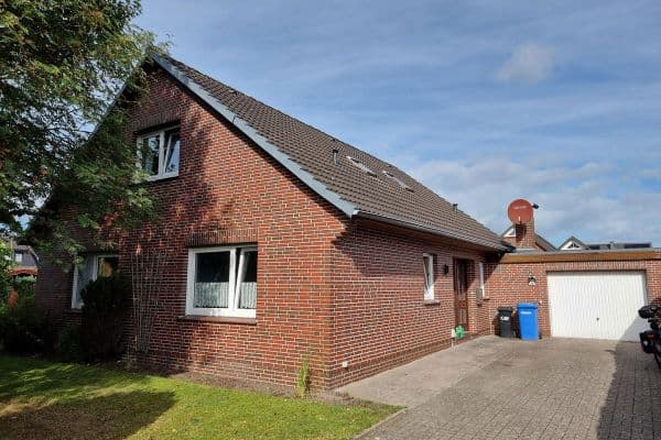 Predaj domu 130 m², pozemek 873 m², Ovelgönne Predaj domu 130 m², pozemek 873 m², Ovelgönne