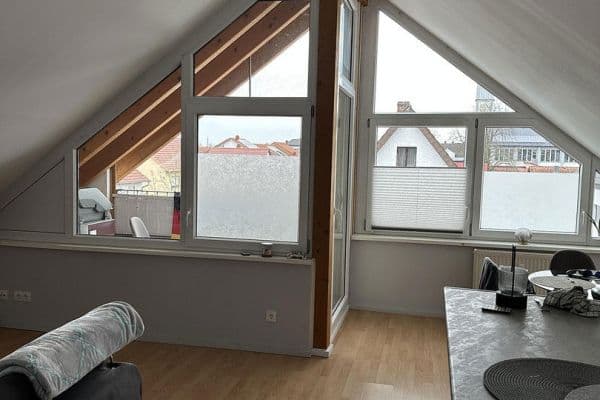 Prenájom bytu 2-izbový 60 m², Brühlerstr. 29, Brühl-Rohrhof Prenájom bytu 2-izbový 60 m², Brühlerstr. 29, Brühl-Rohrhof