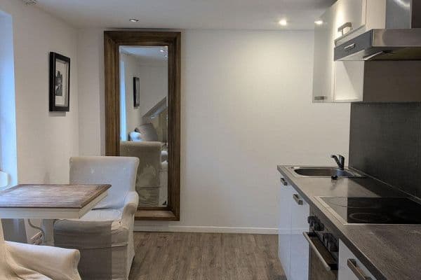 Prenájom bytu 1-izbový 30 m², Öserstraße 13, Frankfurt, Hesensko Prenájom bytu 1-izbový 30 m², Öserstraße 13, Frankfurt, Hesensko