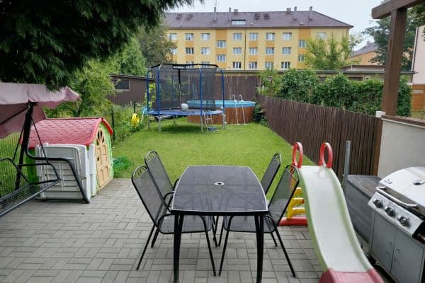 Predaj bytu 3-izbový 78 m², Železničního pluku, Pardubice Predaj bytu 3-izbový 78 m², Železničního pluku, Pardubice