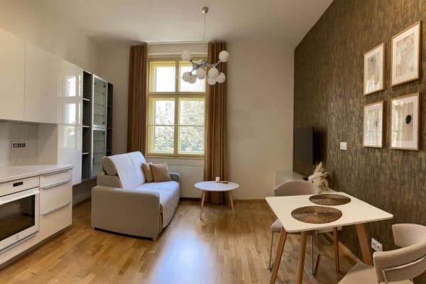 Predaj bytu 2-izbový 43 m², Legerova, Praha Predaj bytu 2-izbový 43 m², Legerova, Praha