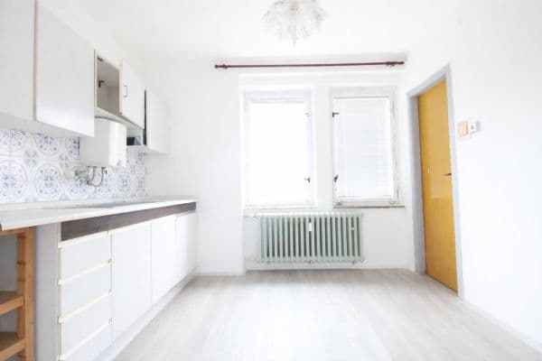 Prenájom bytu 2-izbový 54 m², Na Magistrále, Kolín, Středočeský kraj Prenájom bytu 2-izbový 54 m², Na Magistrále, Kolín, Středočeský kraj