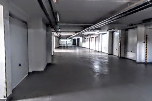 Prenájom garáže 17 m², Křepelčí, Brno Prenájom garáže 17 m², Křepelčí, Brno