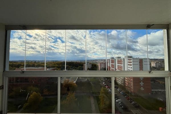 Prenájom bytu 4-izbový 86 m², Mazurská, Praha Prenájom bytu 4-izbový 86 m², Mazurská, Praha