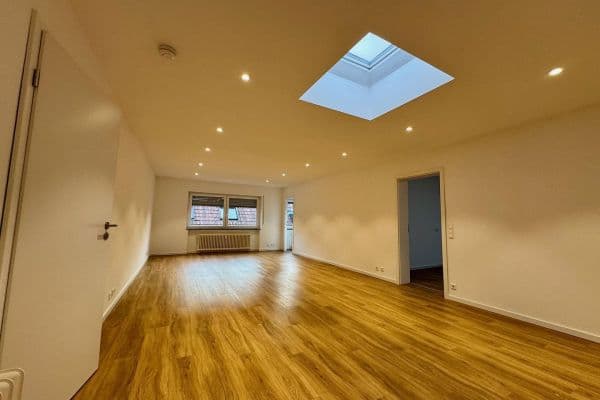 Prenájom bytu 3-izbový 108 m², Durmersheim Prenájom bytu 3-izbový 108 m², Durmersheim