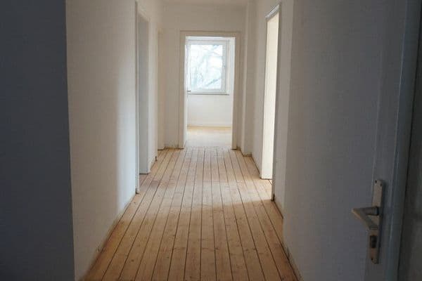 Prenájom bytu 4-izbový 102 m², Von-Ketteler-Str. 40, Paderborn, Severné Porýnie - Westfálsko Prenájom bytu 4-izbový 102 m², Von-Ketteler-Str. 40, Paderborn, Severné Porýnie - Westfálsko