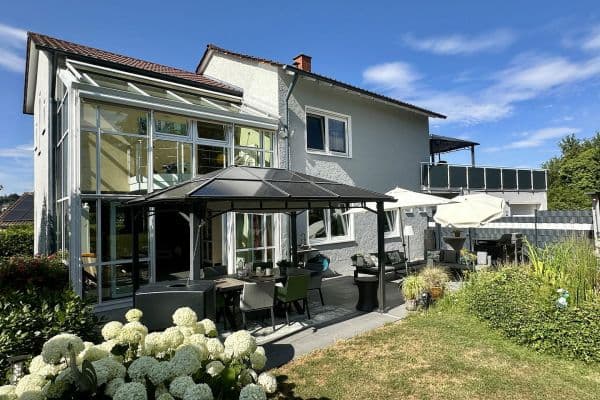 Predaj domu 254 m², pozemek 818 m², Pforzheim Predaj domu 254 m², pozemek 818 m², Pforzheim