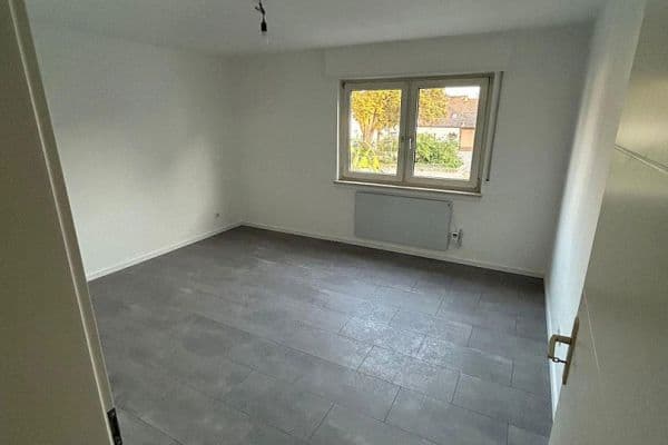 Prenájom bytu 2-izbový 55 m², Kriegerstraße 20, Mannheim, Bádensko-Wurttembersko Prenájom bytu 2-izbový 55 m², Kriegerstraße 20, Mannheim, Bádensko-Wurttembersko