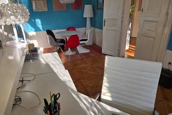 Prenájom kancelárie 80 m², Bolzanova, Praha Prenájom kancelárie 80 m², Bolzanova, Praha