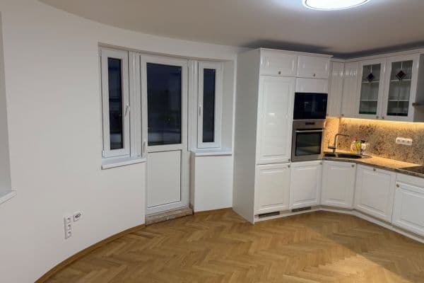 Prenájom bytu 2-izbový 54 m², Michelská, Praha Prenájom bytu 2-izbový 54 m², Michelská, Praha