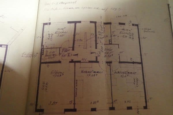 Prenájom bytu 4-izbový 100 m², Dankelsbachstraße 15, Pirmasens Prenájom bytu 4-izbový 100 m², Dankelsbachstraße 15, Pirmasens