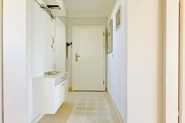 Prenájom bytu 2-izbový 48 m², München, Bavorsko Prenájom bytu 2-izbový 48 m², München, Bavorsko