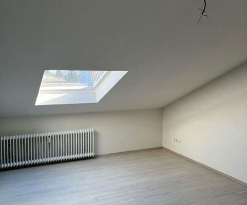 Prenájom bytu 2-izbový 80 m², Röthgener Str. 16, Eschweiler Prenájom bytu 2-izbový 80 m², Röthgener Str. 16, Eschweiler