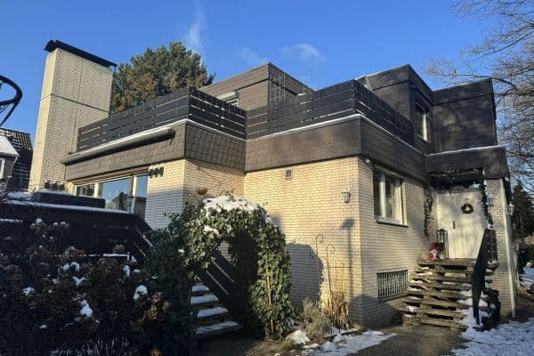 Predaj domu 212 m², pozemek 970 m², Hannover Predaj domu 212 m², pozemek 970 m², Hannover