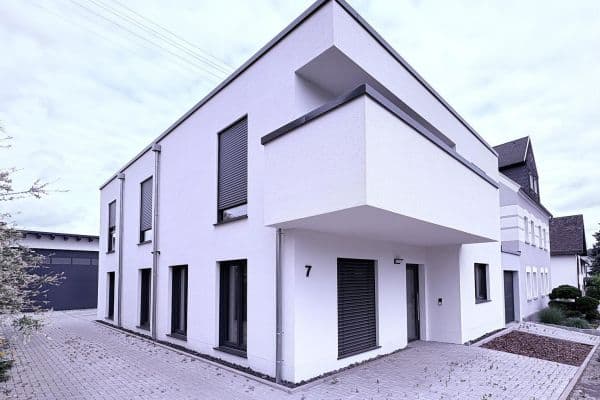 Prenájom bytu 3-izbový 96 m², Mainzer Straße 7, Langendernbach Prenájom bytu 3-izbový 96 m², Mainzer Straße 7, Langendernbach