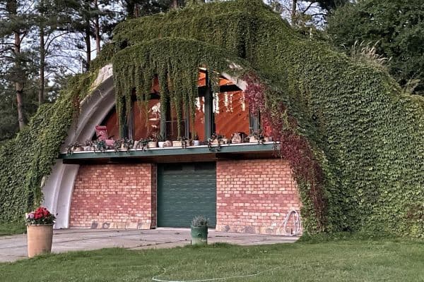 Predaj nebytového priestoru 30.000 m², Lindenstraße 15, Neuhardenberg, Brandenbursko Predaj nebytového priestoru 30.000 m², Lindenstraße 15, Neuhardenberg, Brandenbursko