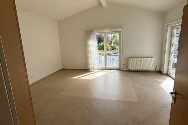 Prenájom bytu 2-izbový 58 m², Hofäcker 12, Allmersbach Prenájom bytu 2-izbový 58 m², Hofäcker 12, Allmersbach