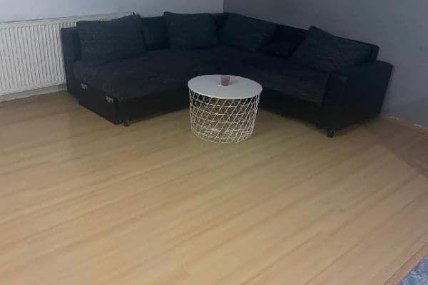 Prenájom bytu 3-izbový 62 m², Dubinská, Pardubice Prenájom bytu 3-izbový 62 m², Dubinská, Pardubice