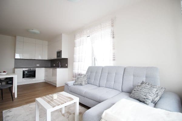 Prenájom bytu 2-izbový 47 m², Thomasova, Prenájom bytu 2-izbový 47 m², Thomasova,