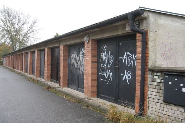 Prenájom garáže 17 m², Prenájom garáže 17 m²,