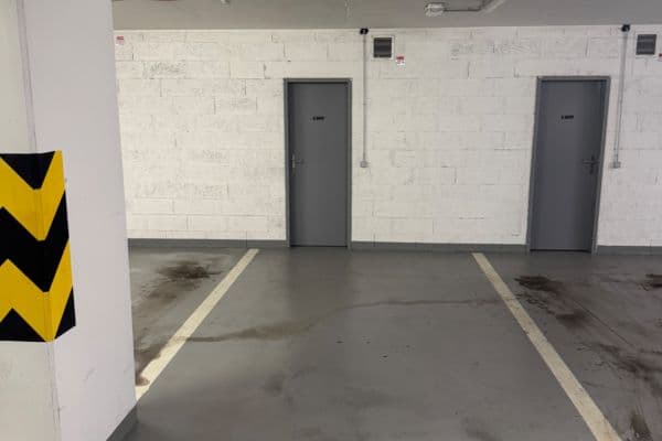 Prenájom garáže 14 m², Nárožní, Praha Prenájom garáže 14 m², Nárožní, Praha