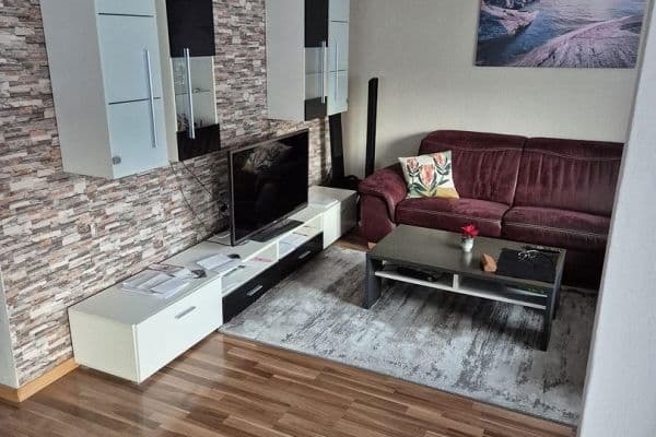 Prenájom bytu 4-izbový 102 m², Schwäbisch Gmünd Prenájom bytu 4-izbový 102 m², Schwäbisch Gmünd