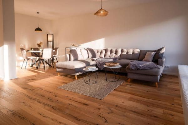 Predaj domu 133 m², pozemek 190 m², Kiefernweg 35, Stuhr, Dolné Sasko Predaj domu 133 m², pozemek 190 m², Kiefernweg 35, Stuhr, Dolné Sasko