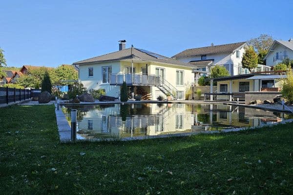 Predaj domu 178 m², pozemek 1.123 m², Hirzenhain Predaj domu 178 m², pozemek 1.123 m², Hirzenhain