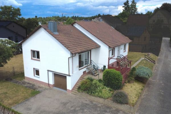 Predaj domu 163 m², pozemek 742 m², Kaiserslautern, Porýnie-Falcko Predaj domu 163 m², pozemek 742 m², Kaiserslautern, Porýnie-Falcko