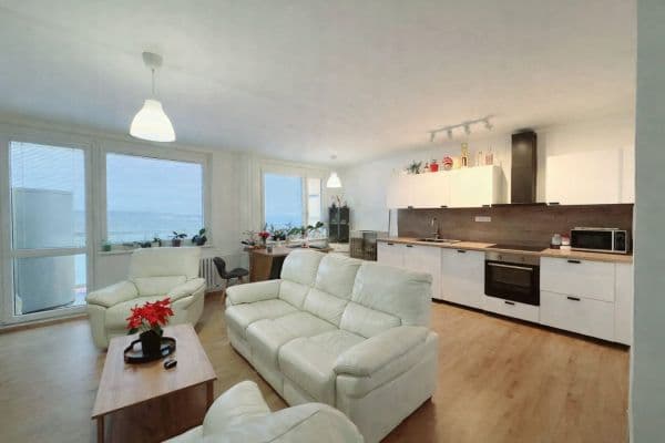 Prenájom bytu 3-izbový 69 m², Karla Marxe, Most, Ústecký kraj Prenájom bytu 3-izbový 69 m², Karla Marxe, Most, Ústecký kraj