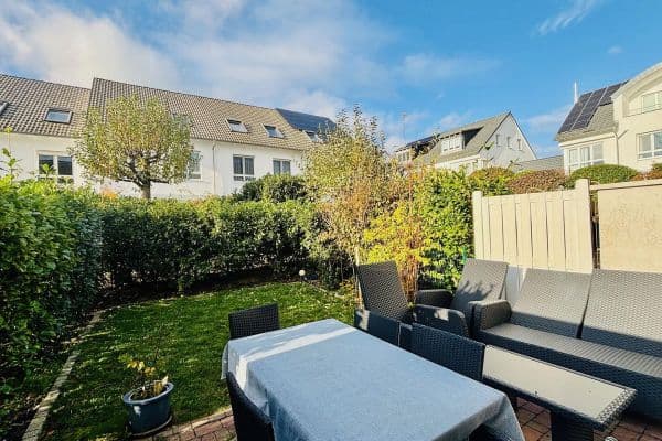 Predaj domu 131 m², pozemek 132 m², Liederbach Predaj domu 131 m², pozemek 132 m², Liederbach