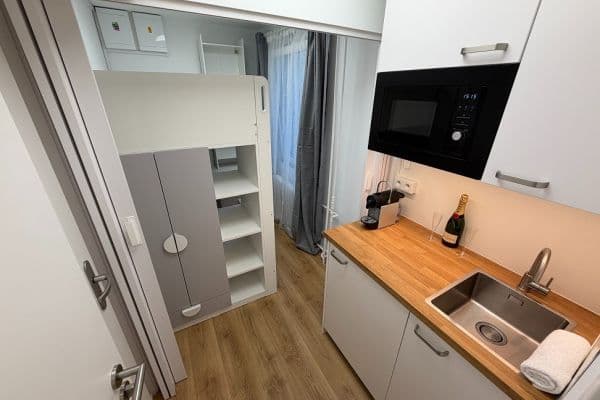 Predaj bytu 1-izbový 8 m², Čenětická, Praha Predaj bytu 1-izbový 8 m², Čenětická, Praha