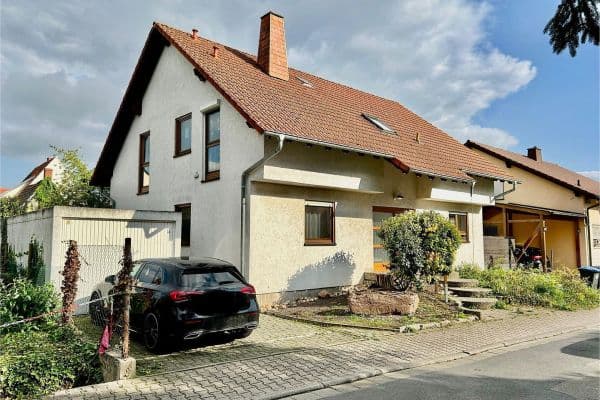 Prenájom bytu 3-izbový 75 m², Rheinland-Pfalz - Fußgönheim Prenájom bytu 3-izbový 75 m², Rheinland-Pfalz - Fußgönheim