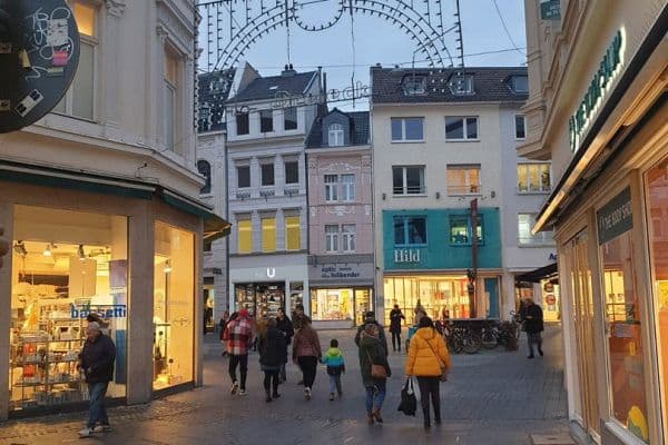 Prenájom nebytového priestoru 188 m², Dreieck 10, Bonn Prenájom nebytového priestoru 188 m², Dreieck 10, Bonn