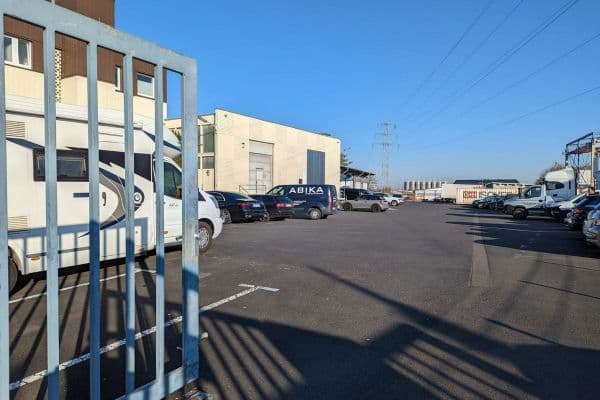 Prenájom nebytového priestoru 473 m², Wesseling Prenájom nebytového priestoru 473 m², Wesseling