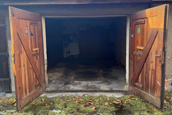 Prenájom garáže 20 m², Sokolská třída, Ostrava, Moravskoslezský kraj Prenájom garáže 20 m², Sokolská třída, Ostrava, Moravskoslezský kraj