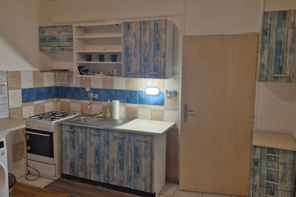 Prenájom bytu 2-izbový 40 m², Pekárenská, České Budějovice Prenájom bytu 2-izbový 40 m², Pekárenská, České Budějovice