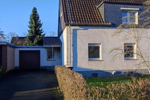 Predaj domu 120 m², pozemek 543 m², Otawistr. 12, Duisburg Predaj domu 120 m², pozemek 543 m², Otawistr. 12, Duisburg