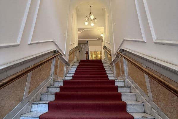 Prenájom bytu 3-izbový 103 m², Berlin, Berlín Prenájom bytu 3-izbový 103 m², Berlin, Berlín