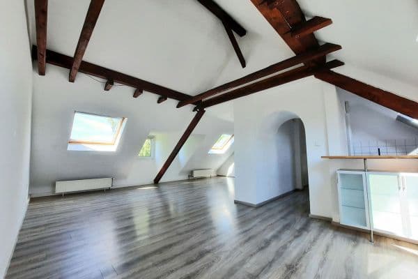 Prenájom bytu 3-izbový 83 m², Meerbusch Prenájom bytu 3-izbový 83 m², Meerbusch