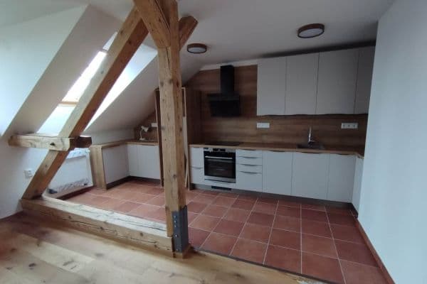 Prenájom bytu 2-izbový 95 m², U Dráhy, Plzeň Prenájom bytu 2-izbový 95 m², U Dráhy, Plzeň